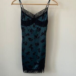 MOTEL Coti Dress Rose Flock Forest Green Black Floral Lace Slip Dress S NWT